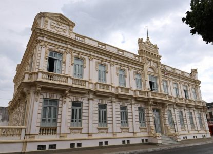 Prefeitura de Feira de Santana e Governo da Bahia decretam ponto facultativo na próxima segunda, 20