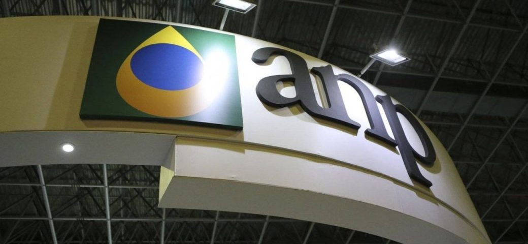 Câmara dos Deputados aprova PL que autoriza ANP acessar dados fiscais para combater fraudes em combustíveis