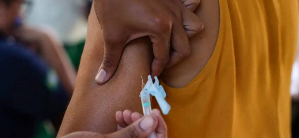 Bahia recebe nova remessa de vacinas contra Covid-19