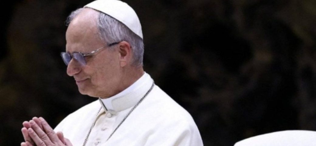 Papa Leão XIV reforça apelo por paz no Oriente Médio e pede avanço de negociações diplomáticas