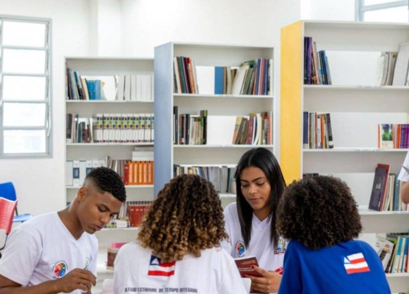Bahia abre seleção para monitores estudantes com 46 mil vagas na rede estadual