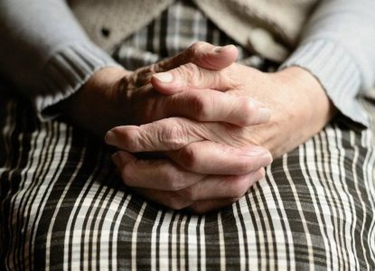 Projeto propõe ampliar isenção do IR para aposentados conforme idade