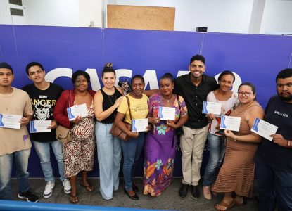 Casa do Trabalhador de Feira de Santana realiza entrega de certificados para qualificação profissional