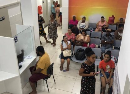 Mais de mil atendimentos em três dias marcam campanha do Dia das Mães no CMDI-II em Feira de Santana