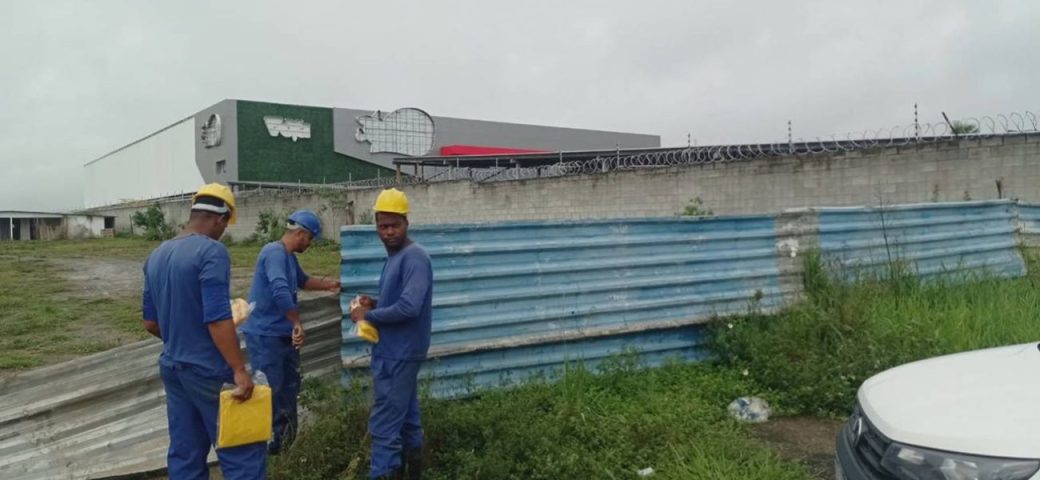 Canteiro de obras para duplicação da avenida Artêmia Pires é montado