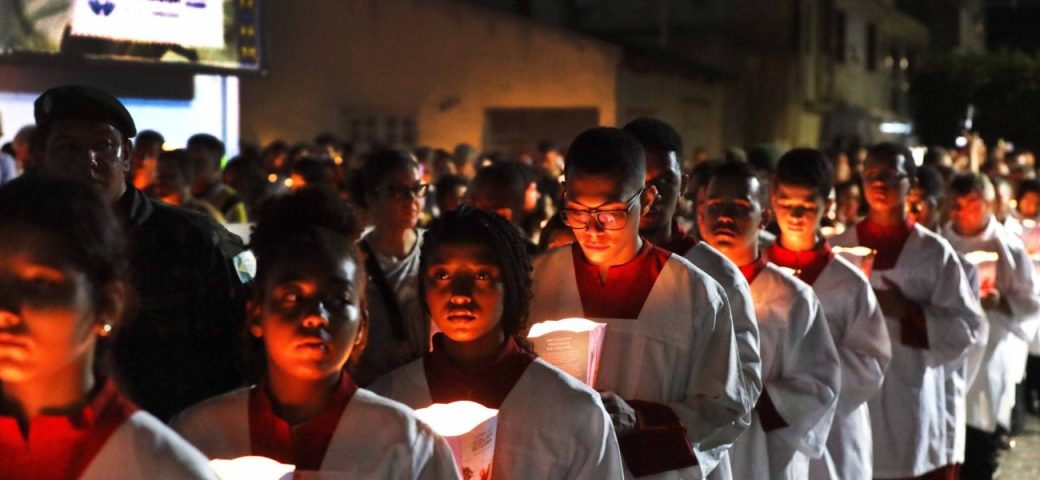 Patrimônio Cultural da Bahia, tradicional Procissão do Fogaréu em Serrinha celebra fé nesta quinta, 2