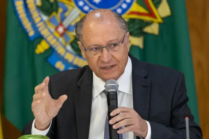 Geraldo Alckmin lança linha de crédito para modernizar equipamentos no campo