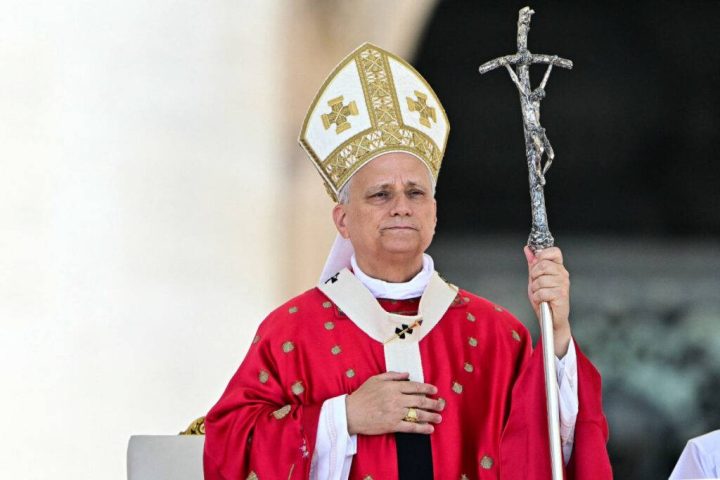 Arquidiocese de Feira de Santana e CNBB saem em defesa do Papa Leão XIV após ataques de Donald Trump