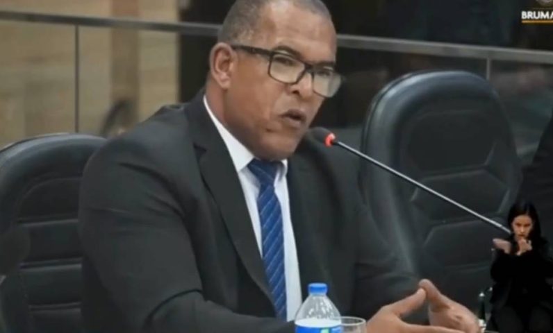 Vereador de cidade baiana reclama de salário de R$ 13 mil; veja vídeo