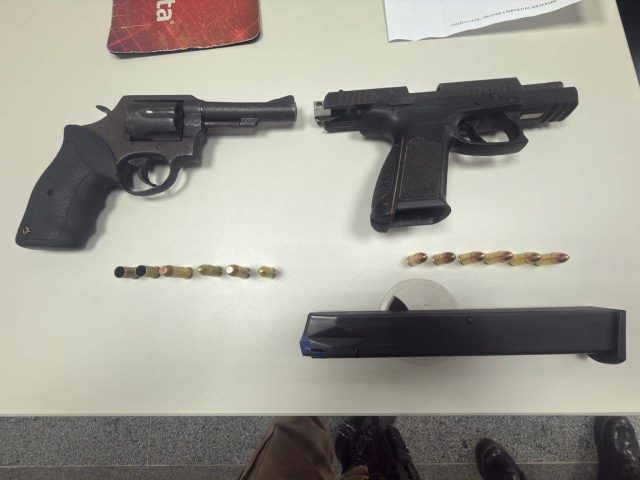 Polícia Militar apreende armas de fogo em Feira de Santana
