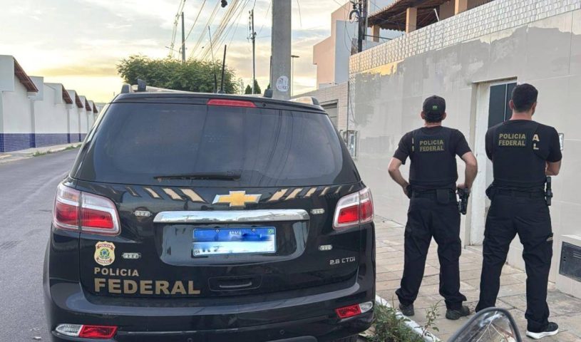 Dois vereadores baianos e dirigente de partido são afastados durante operação da PF que investiga compra de votos