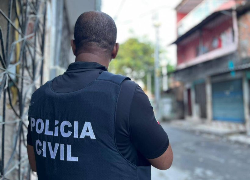 Homem suspeito de matar próprio tio dentro de bar no interior da Bahia é preso