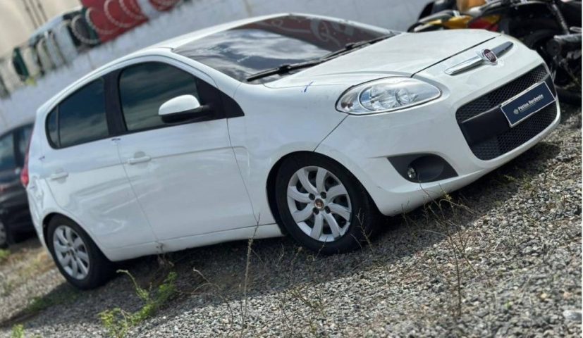 Detran-BA promove leilão de veículos conservados e sucatas aproveitáveis em Feira de Santana