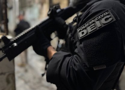 Polícia prende integrante de grupo responsável por roubos em ônibus intermunicipais