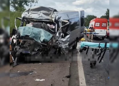 Acidente grave na BR-020 mata sete pessoas da mesma família que retornavam de velório na Bahia