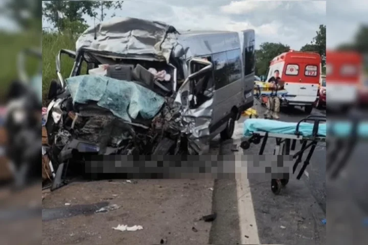 Acidente grave na BR-020 mata sete pessoas da mesma família que retornavam de velório na Bahia