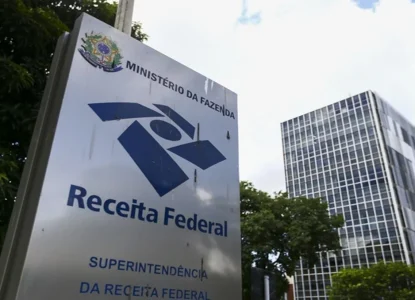 Receita Federal nega monitoramento de Pix e diz que mensagem viral é falsa