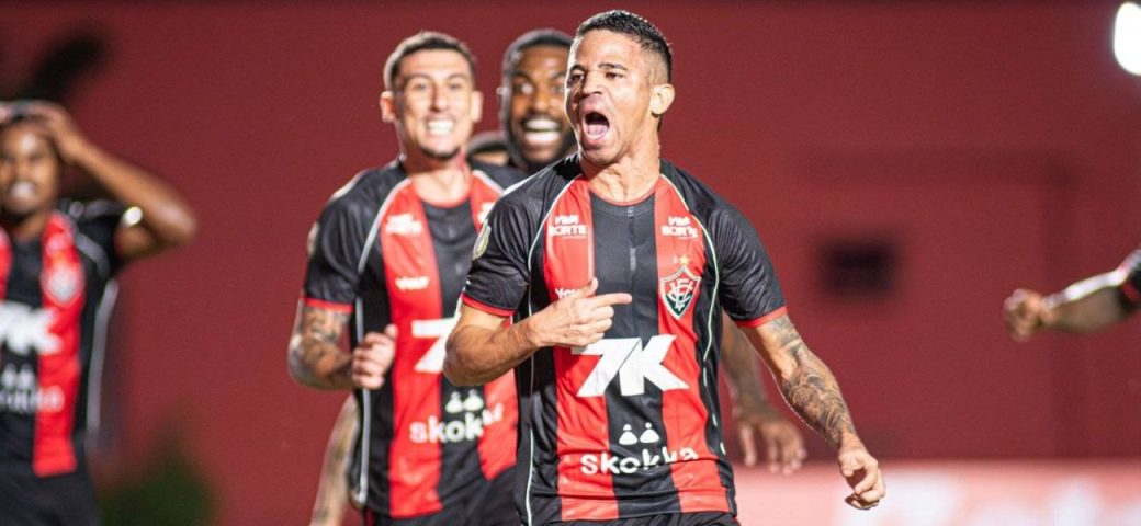Presente de aniversário! Vitória vence o Flamengo e se classifica na Copa do Brasil