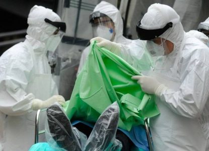 Uganda confirma três novos casos de Ebola e amplia alerta sanitário na região
