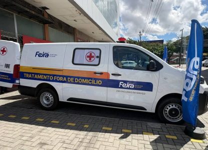 Feira de Santana passa contar com nova ambulância para tratamento fora do domicílio