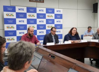 Brasil gera 228 mil empregos formais em março e supera 613 mil vagas no trimestre