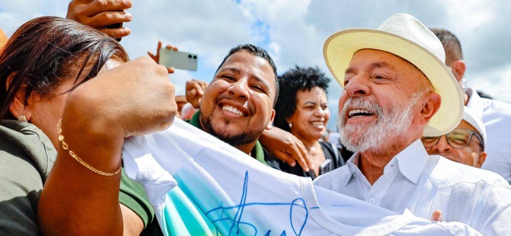 Pesquisa Vox Brasil: Lula, com 46,8%, lidera disputa contra Flávio Bolsonaro no 2º turno