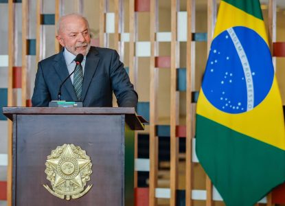 Lula convoca equipe para reunião sobre PCC e CV e quer conversar com Donald Trump