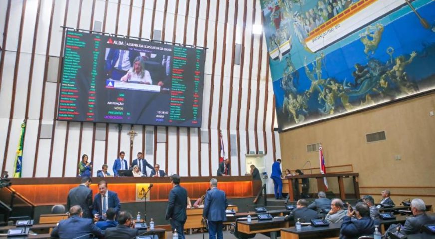 Aprovado na Assembleia Legislativa abono extraordinário do precatório do Fundef aos professores da rede estadual