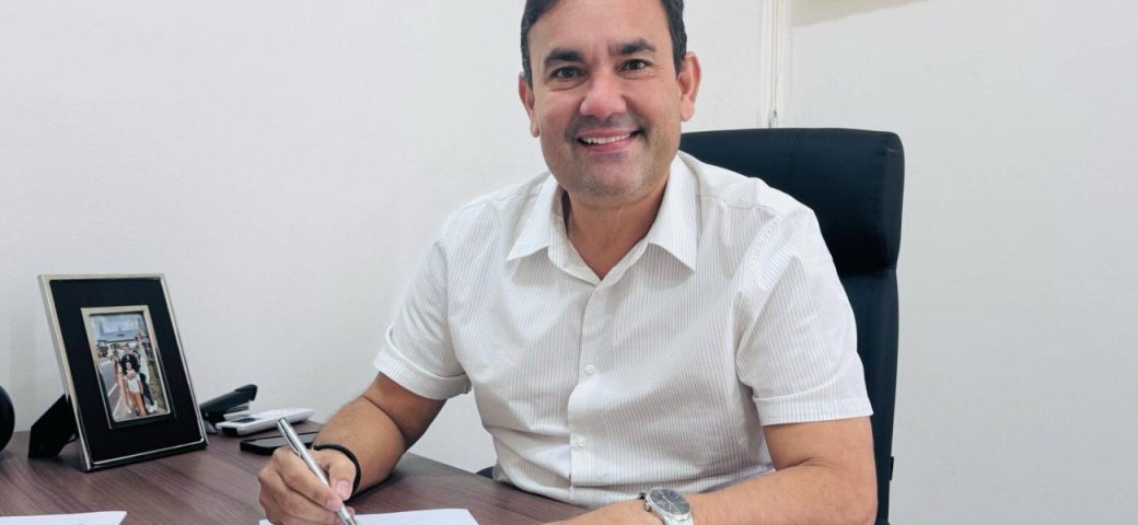 Gustavo Carmo, prefeito de Alagoinhas, confirma festa de São João na cidade