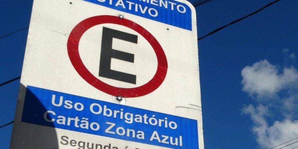 Zona Azul: Prefeitura regulamenta sistema e define regras e tarifas em Feira de Santana