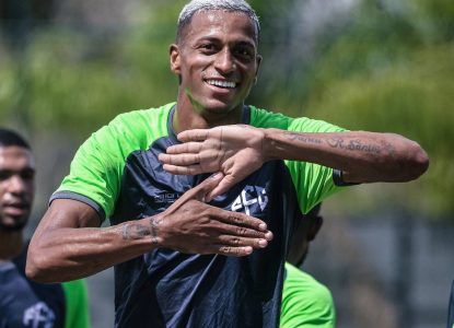 Às vésperas da estreia no Baianão Série B 2026, Feira FC anuncia atacante Brito