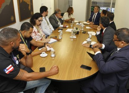 Polícia baiana investiga divulgação de falsas informações sobre HIV e mpox