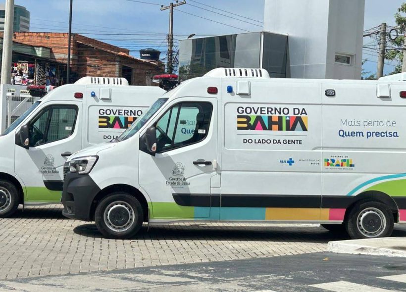 Governo da Bahia entrega novas ambulâncias para reforçar atendimento da UPA Estadual e do Hospital Clériston Andrade