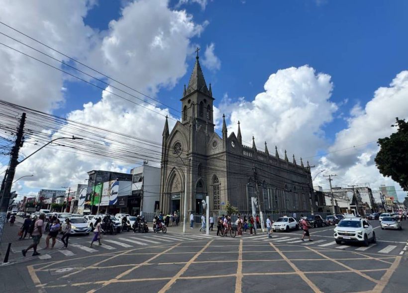 Após um ano em obras, restauração da fachada do Santuário Senhor dos Passos, em Feira de Santana, é entregue
