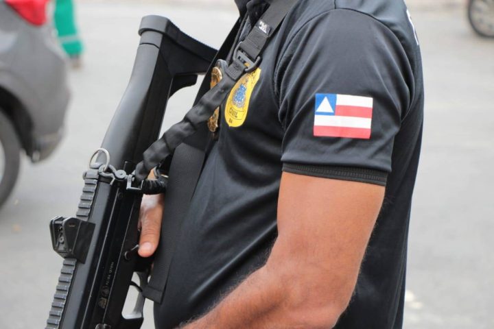 Foragido da justiça paulista após cometar homicídio é preso no centro de Serrinha