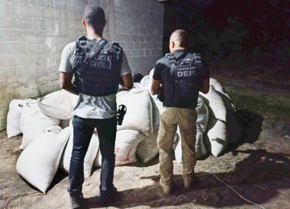 Polícia recupera carga de café avaliada em R$ 50 mil no interior da Bahia