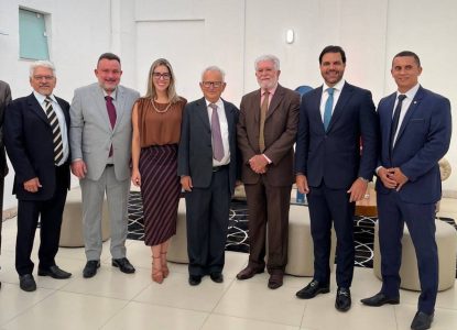 OAB Subseção Feira de Santana inaugura galeria de ex-presidentes