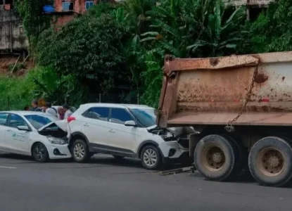 Quatro vereadores de Quijingue ficam feridos após acidente na BR-324