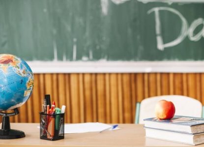 Senado aprova piso salarial de R$ 5.130 para professores com nova regra de reajuste