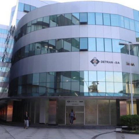 Aberta seleção com 170 vagas para Detran na Bahia; remuneração pode chegar a R$ 3,8 mil