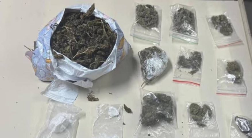 Polícia Militar apreende drogas e balança de precisão no bairro 35º BI em Feira de Santana