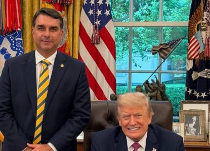 Deputados acionam PGR para investigar articulação de Flávio Bolsonaro com governo dos EUA