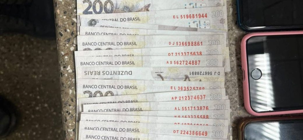 Cinco pessoas são detidas por comercializar cédulas falsas na Bahia