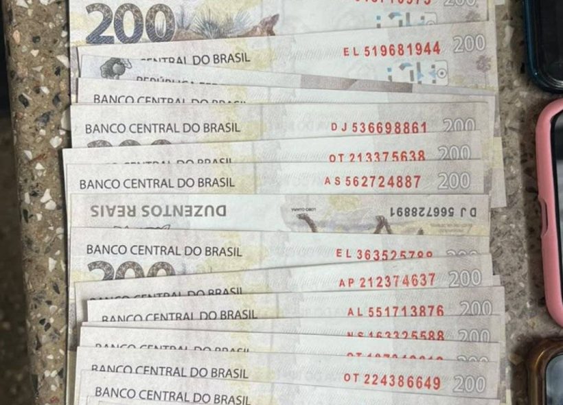 Cinco pessoas são detidas por comercializar cédulas falsas na Bahia