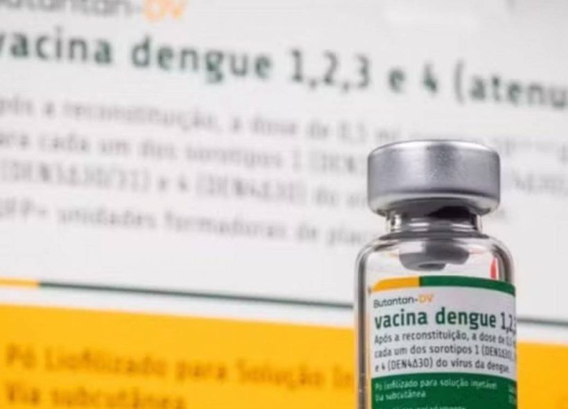Após duas mortes suspeitas, Ministério da Saúde suspende vacina da dengue feita pelo Butantan