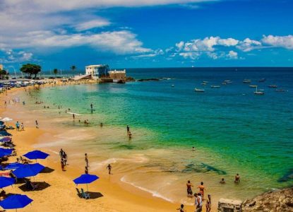 Bahia recebe mais de 102 mil turistas estrangeiros e registra alta de 11,8% em 2026