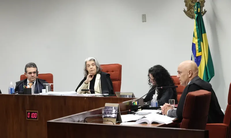 Por unanimidade, Primeira Turma do STF condena Eduardo Bolsonaro no caso do tarifaço