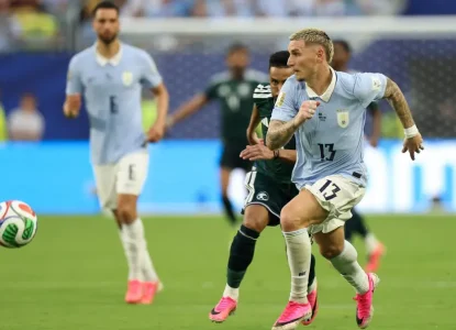 Uruguai reage no fim, evita derrota para Arábia Saudita e deixa Grupo H embolado