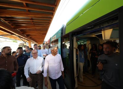 Começa fase de operação assistida no primeiro trecho do VLT de Salvador