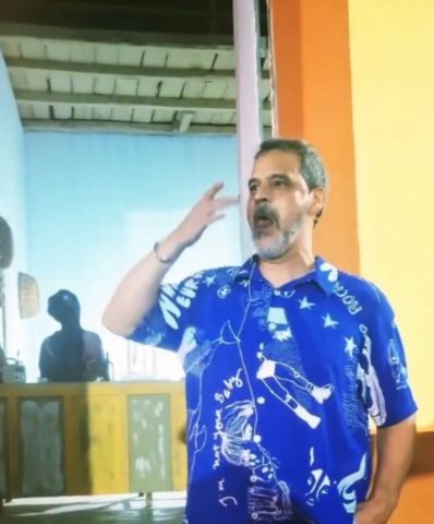 Ator Bruno Garcia revive personagem Vicentão 28 anos após gravações do filme O Auto da Compadecida